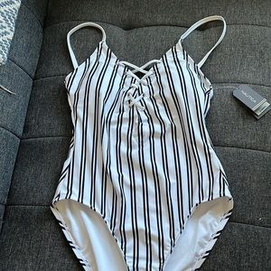 Nautica one piece swimsuit L